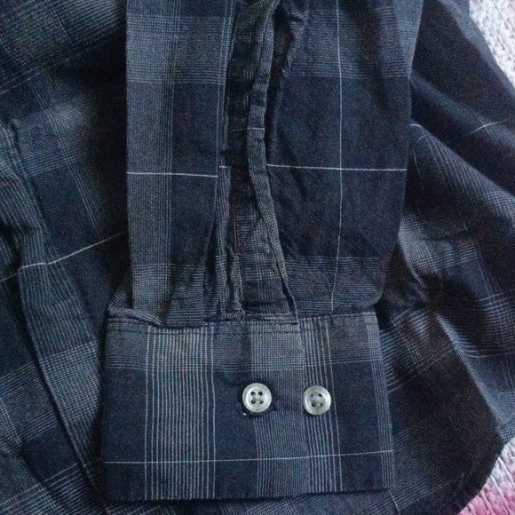 Calvin Klein Men's Shirt - Picture 5 of 6